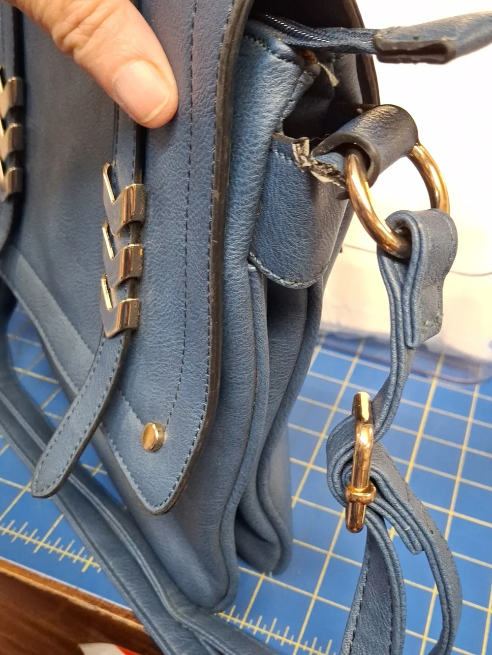 Blue Crossbody Shoulder Bag Multi Pockets Gold Hardware Preloved 10x1x1